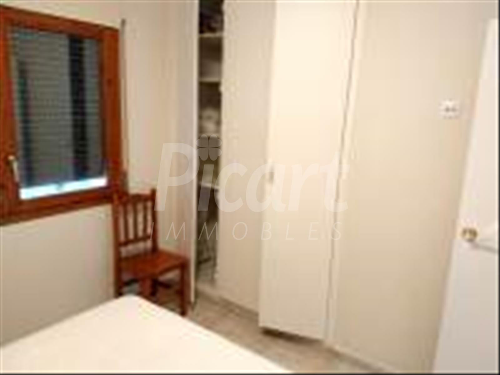 APPARTEMENT A ENCAMP