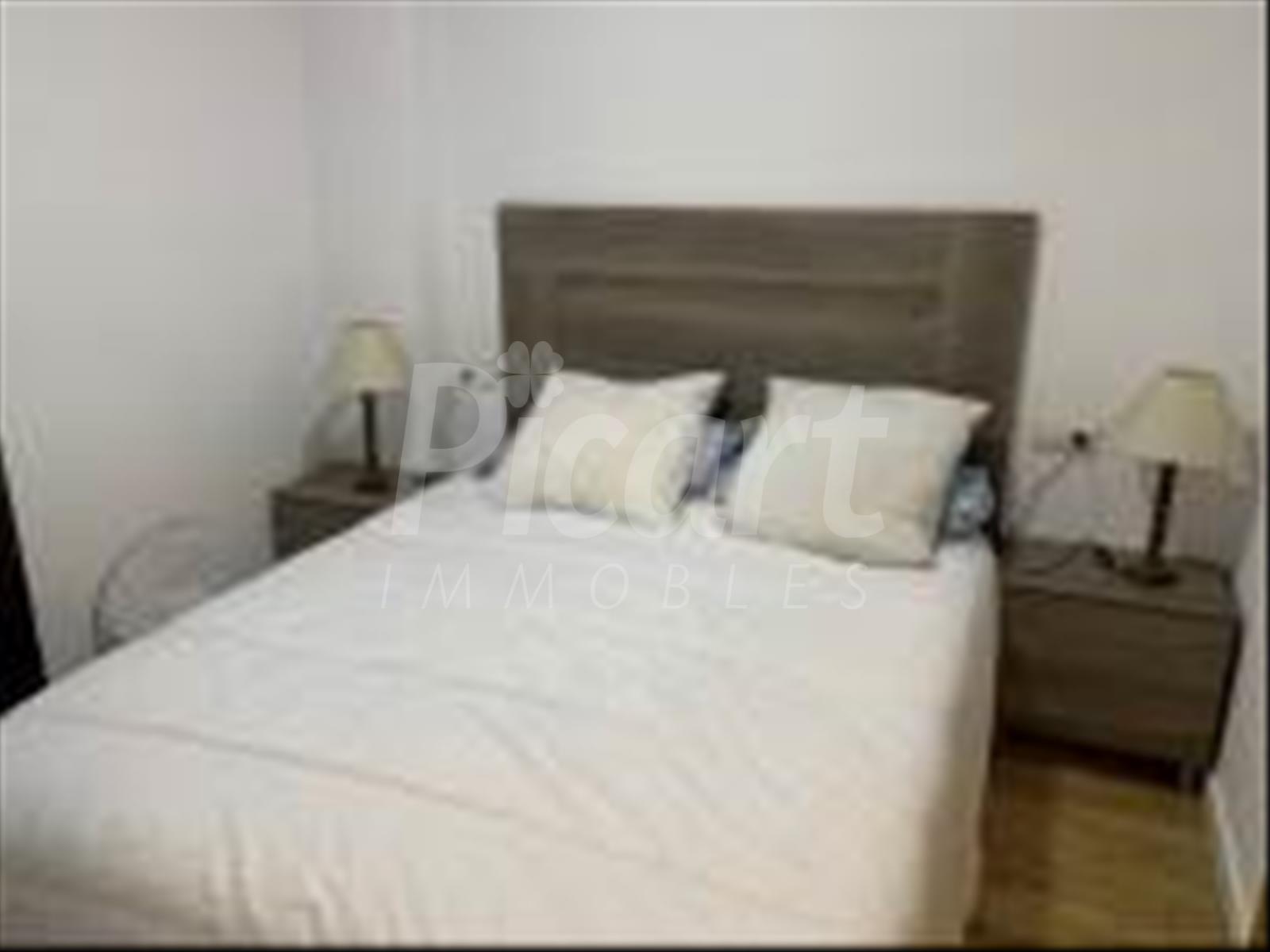 APPARTEMENT A HORT DE GODI